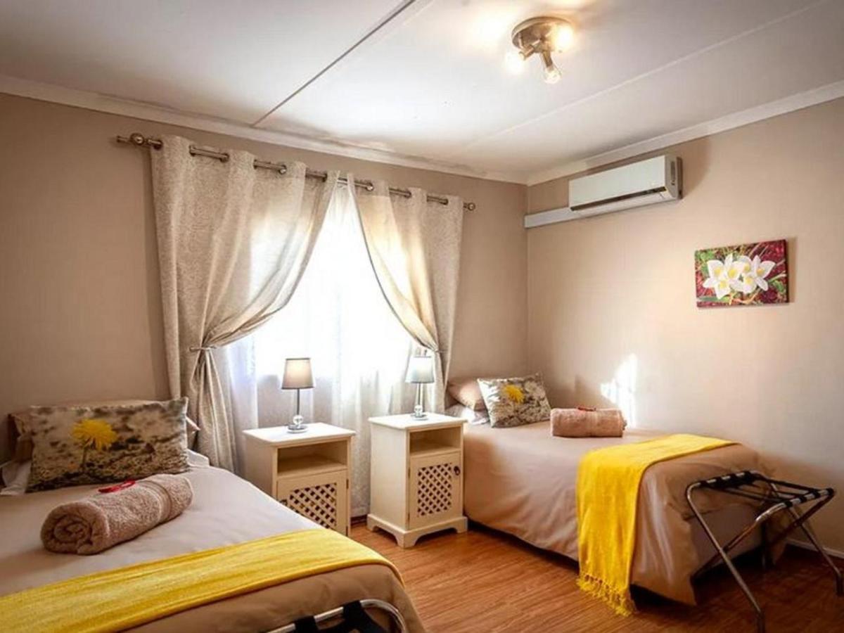 Kamieskroon Cosy Cottage Kültér fotó